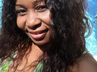 LucyLina69  live sex cam