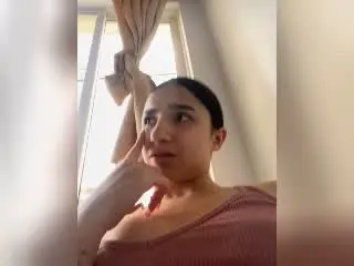 MilanMoon  live sex cam