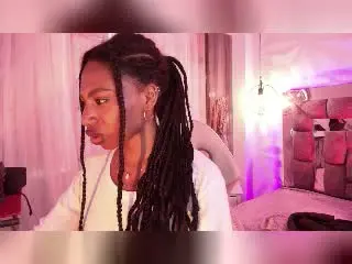 QueenPerlaa  live sex cam