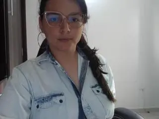 Rubyv  live sex cam