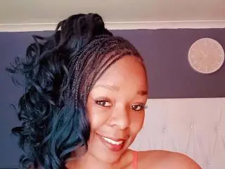 LadyLluck  live sex cam