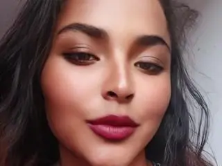 BellaChaudAmour  live sex cam