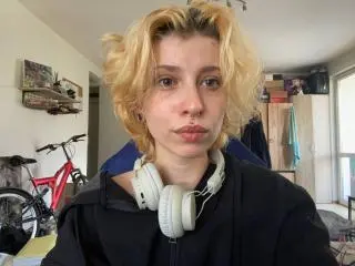ShalonFregia  live sex cam