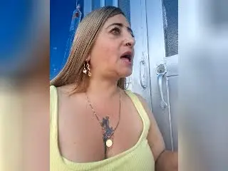 AlessadraJones  live sex cam