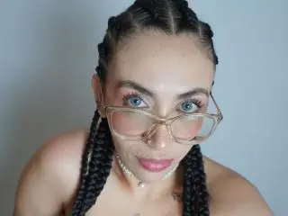 CamilleJuicyHot  live sex cam