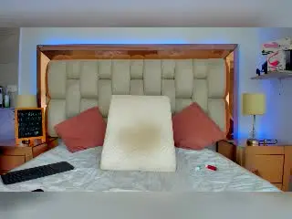 EmilyParkerr  live sex cam