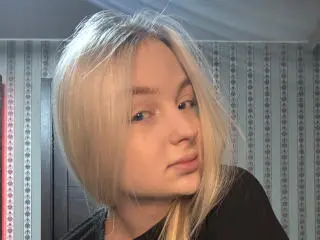 Feezka  live sex cam