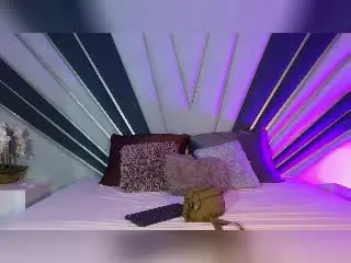 SiennaValois  live sex cam