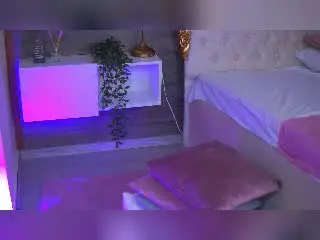 JuicyJessye  live sex cam