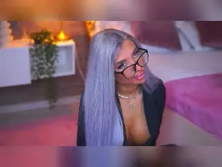 JuicyJessye  live sex cam