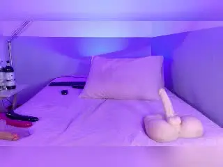 Adelyno  live sex cam