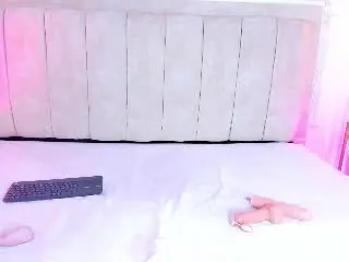 CrystalStones  live sex cam