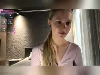 LillianaWhang  live sex cam