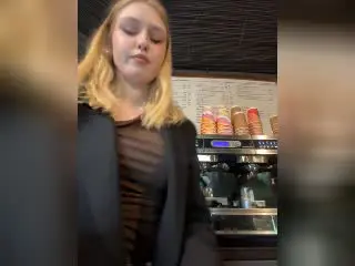 Nikollia  live sex cam