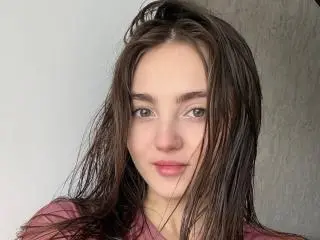 ElsyNevares  live sex cam