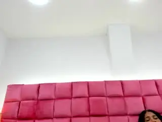 Rhouss  live sex cam