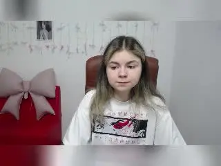 TinaRedly  live sex cam