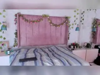 LilyDickenson  live sex cam