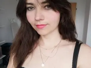 CyndeeWinter  live sex cam