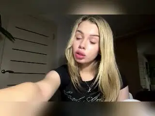 KylaHemeke  live sex cam