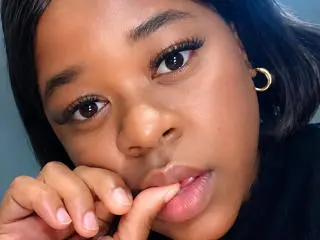 BustyBadAss  live sex cam
