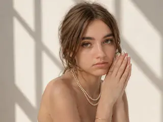 BessBetak  live sex cam