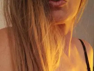 Mayacorse  live sex cam