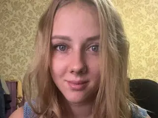 LaryAngelMy  live sex cam