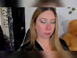 JennyLawry  live sex cam