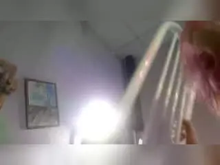TarynMozzone  live sex cam