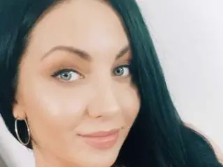 TanyaDevon  live sex cam