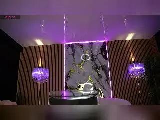 AnnesWhite  live sex cam