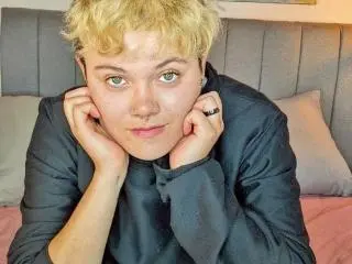 MeganC  live sex cam