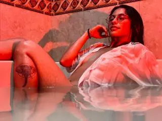 MiaUtena  live sex cam