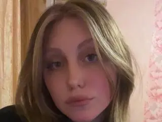 MelinaBoye  live sex cam