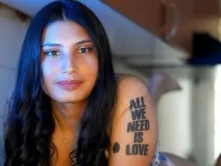 AnalisseJ  live sex cam
