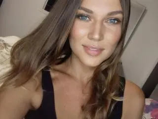 BernuLoverx  live sex cam