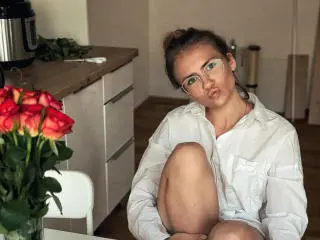 HelenRosy  live sex cam
