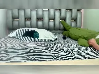 MadisonCopers  live sex cam