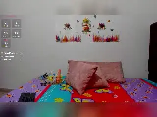 MarillinMoon  live sex cam