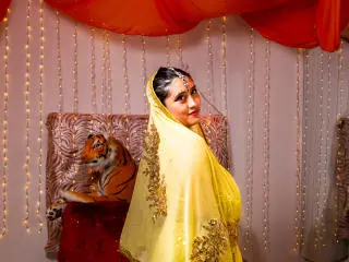 KalpanaAisha  live sex cam