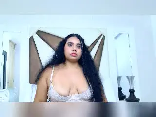 LisaTobon  live sex cam