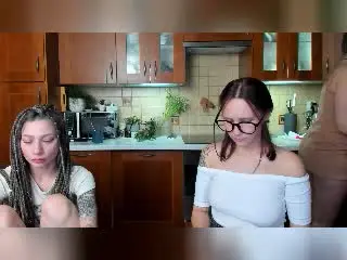 HotCaramelsTrio  live sex cam