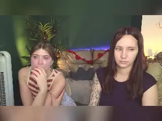 HotCaramelsTrio  live sex cam