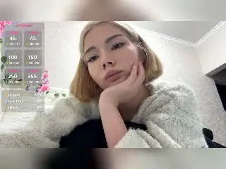 LaurineNghiem  live sex cam