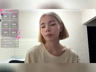 LaurineNghiem  live sex cam