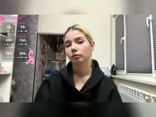 LaurineNghiem  live sex cam