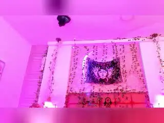 MillaHottLove69  live sex cam