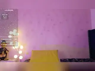 InnocenthaZel  live sex cam