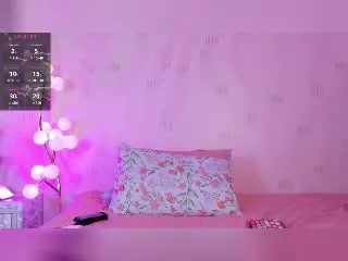 InnocenthaZel  live sex cam